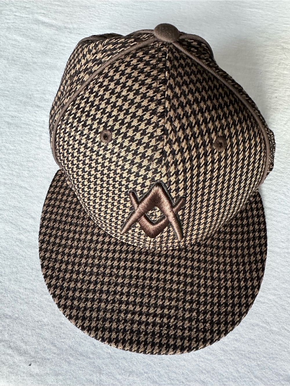 Vulgar Streetwear Hat Cap Brown Houndstooth Plaid Fitted 7.25 Flat Bill Hip Hop